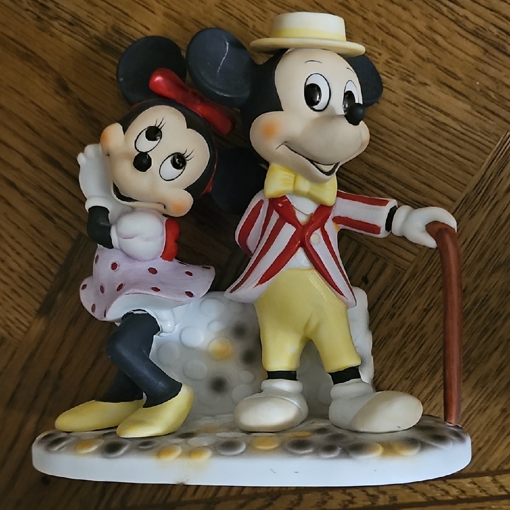 Disney Mickey and Minnie Mouse Cake Topper - Red, Yellow, Black